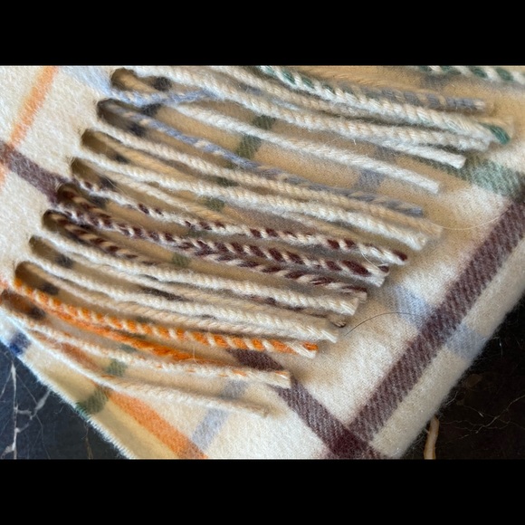 Coach Scarf - Picture 3 of 5